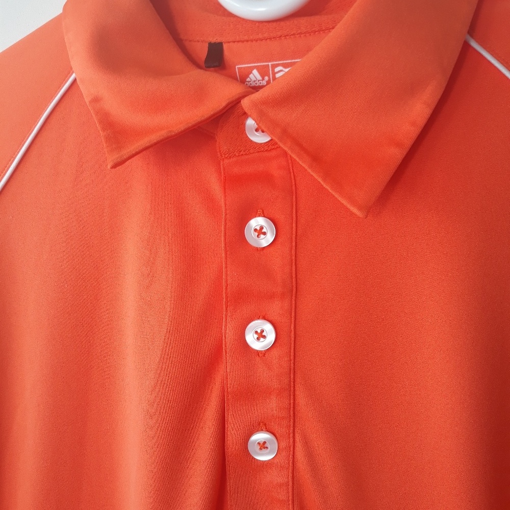 Adidas golf Men sz medium.
